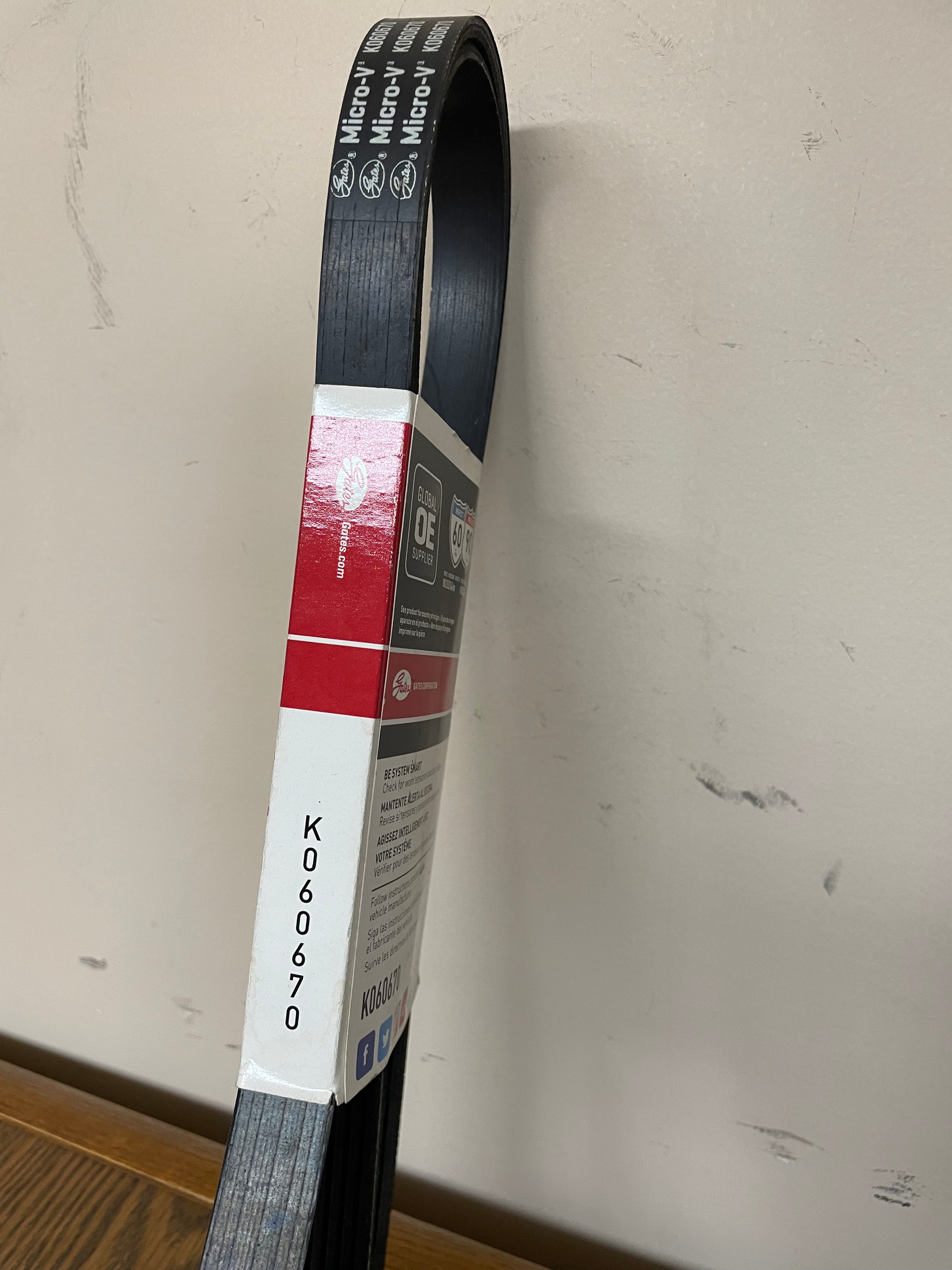 Gates 6PK1702 Micro‑V Serpentine Belt – Premium OE Quality