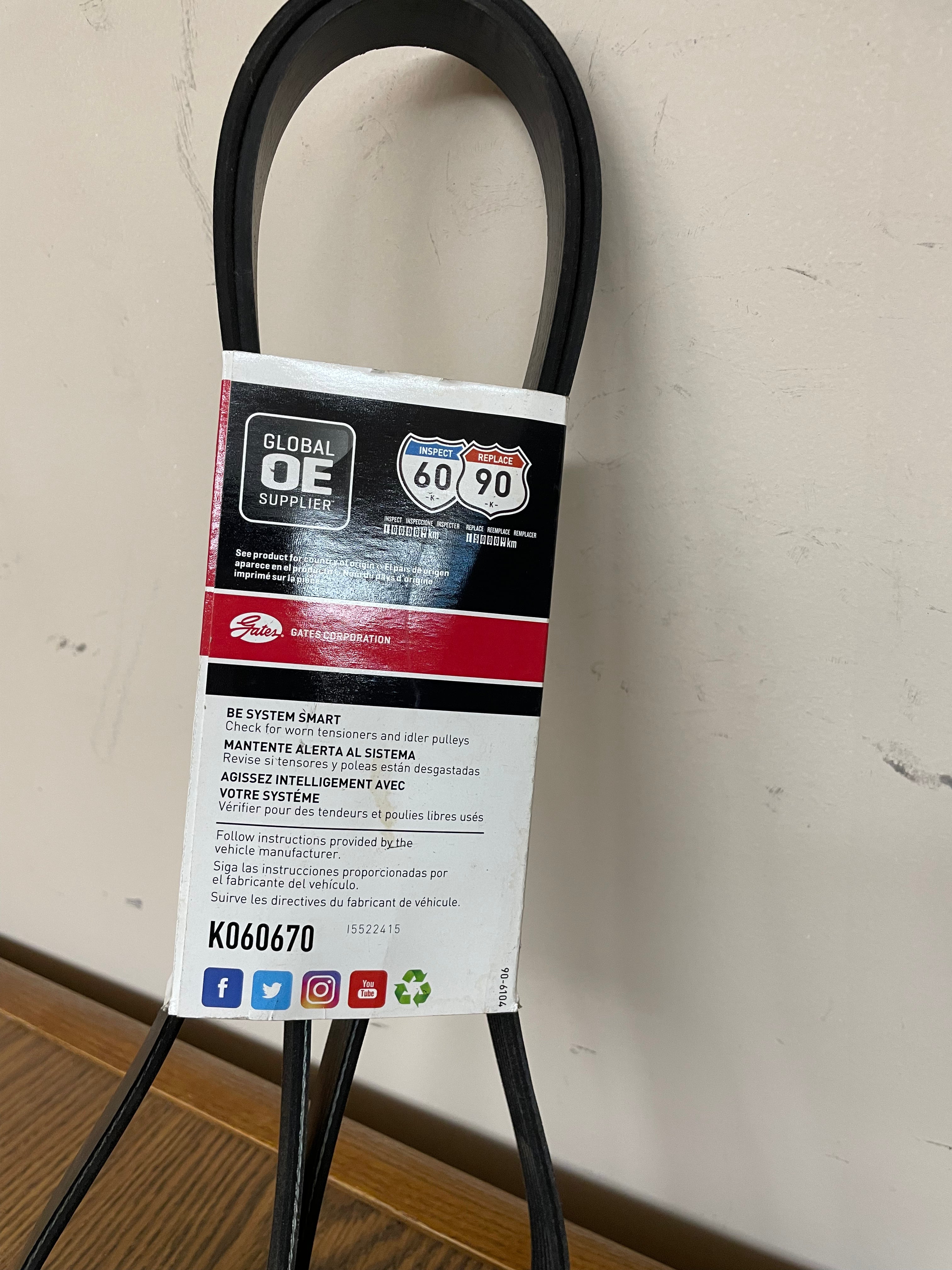 Gates 6PK1702 Micro‑V Serpentine Belt – Premium OE Quality