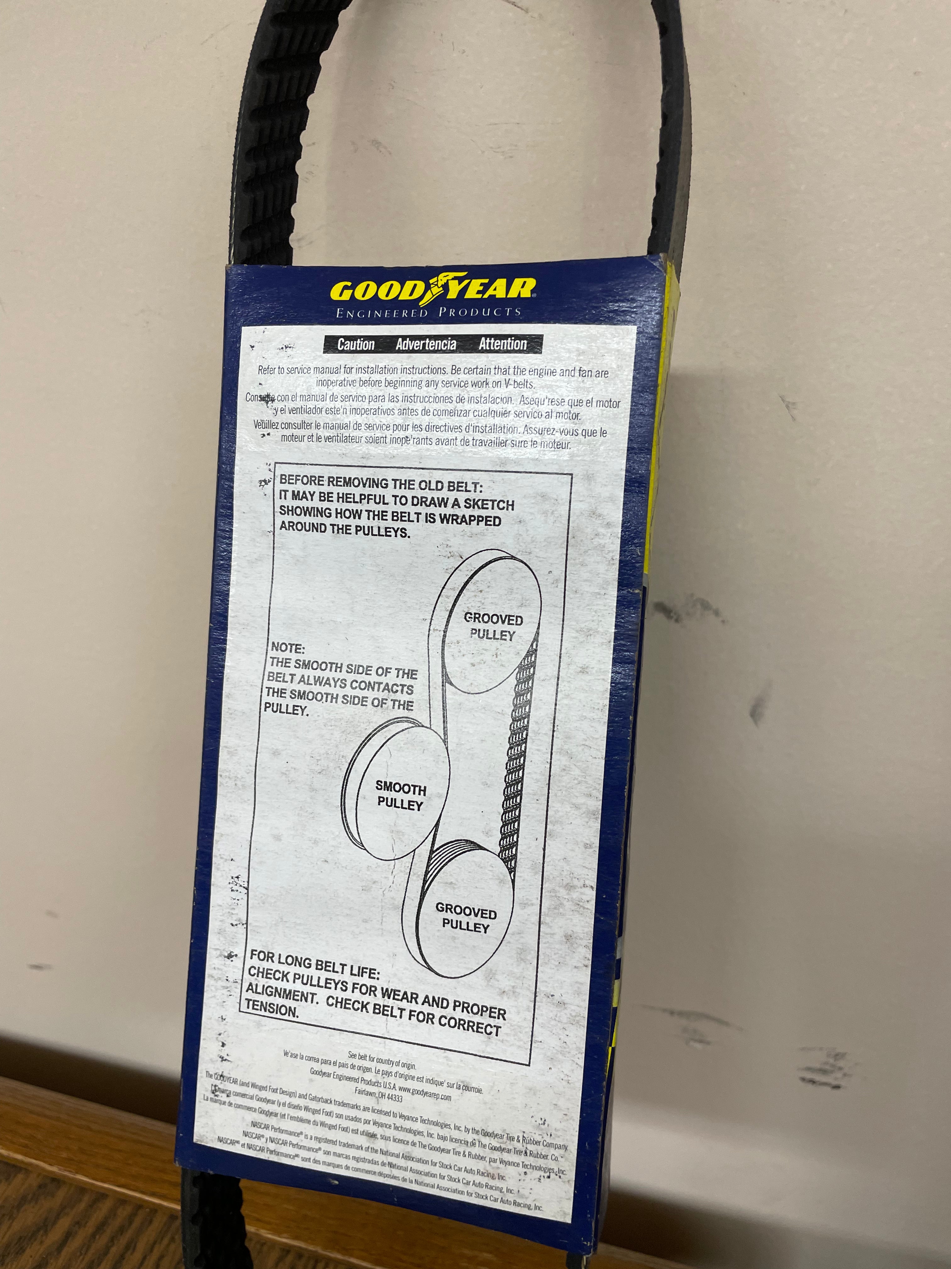 Goodyear Gatorback 6PK0750 Serpentine Belt – 6 Ribs, Durable Micro‑V