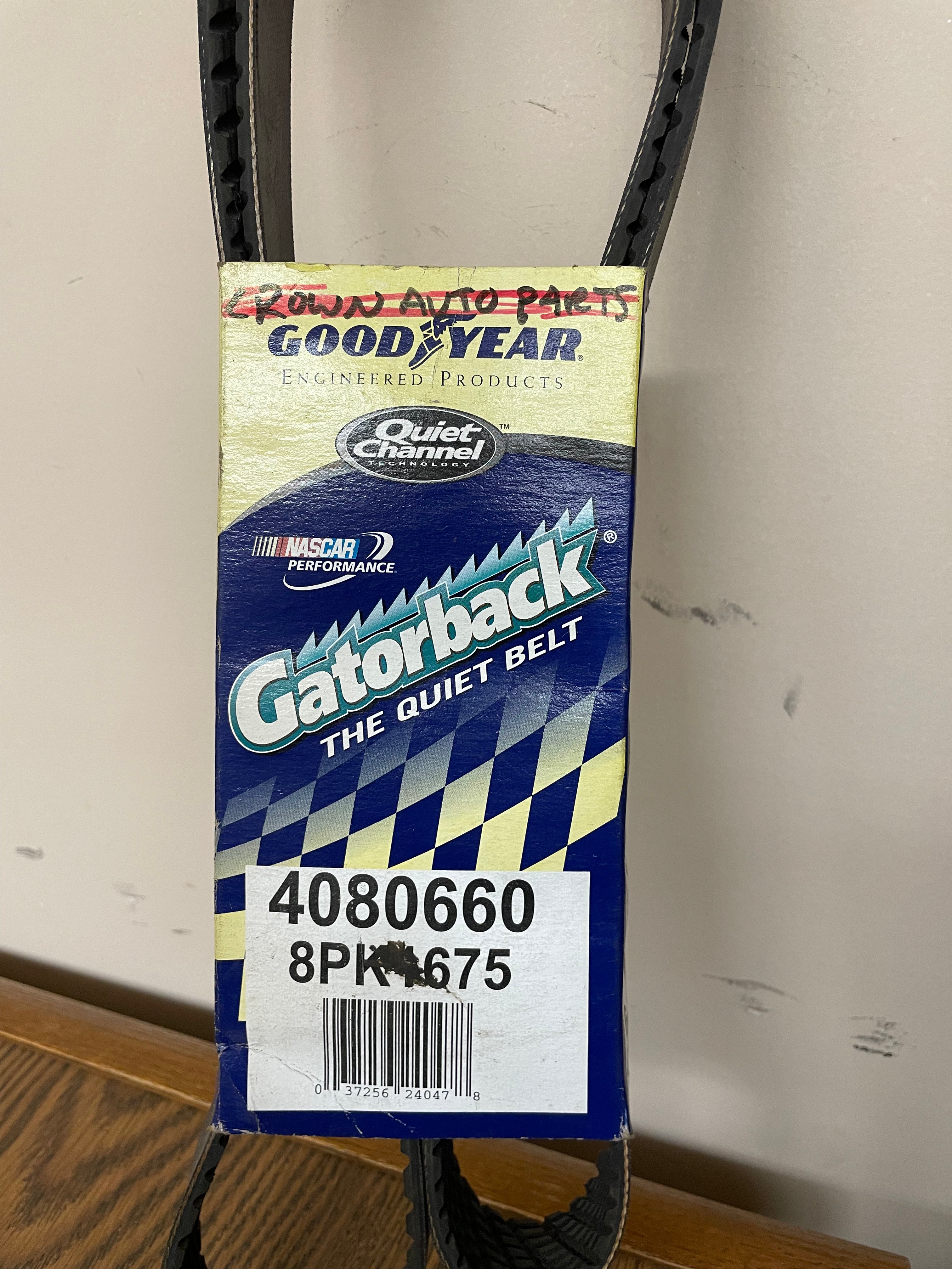 Goodyear Gatorback 8PK1675 – 8‑Rib Serpentine Belt (1675 mm / 65.9 in)