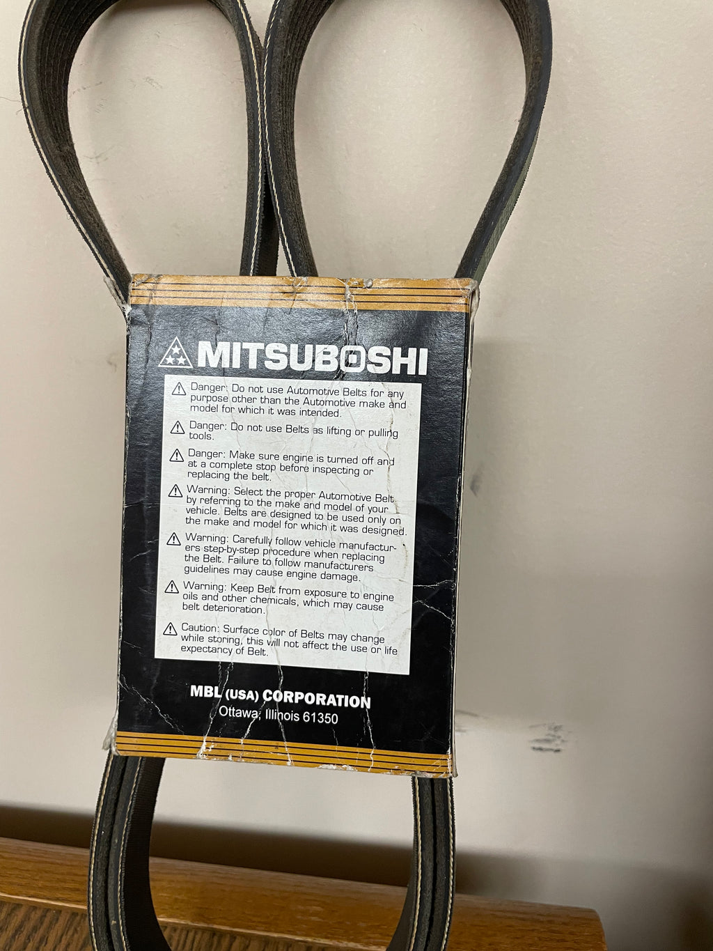 Mitsuboshi 6PK1420 – Serpentine / V‑Rib Automotive Belt (6 ribs, 1420 mm)