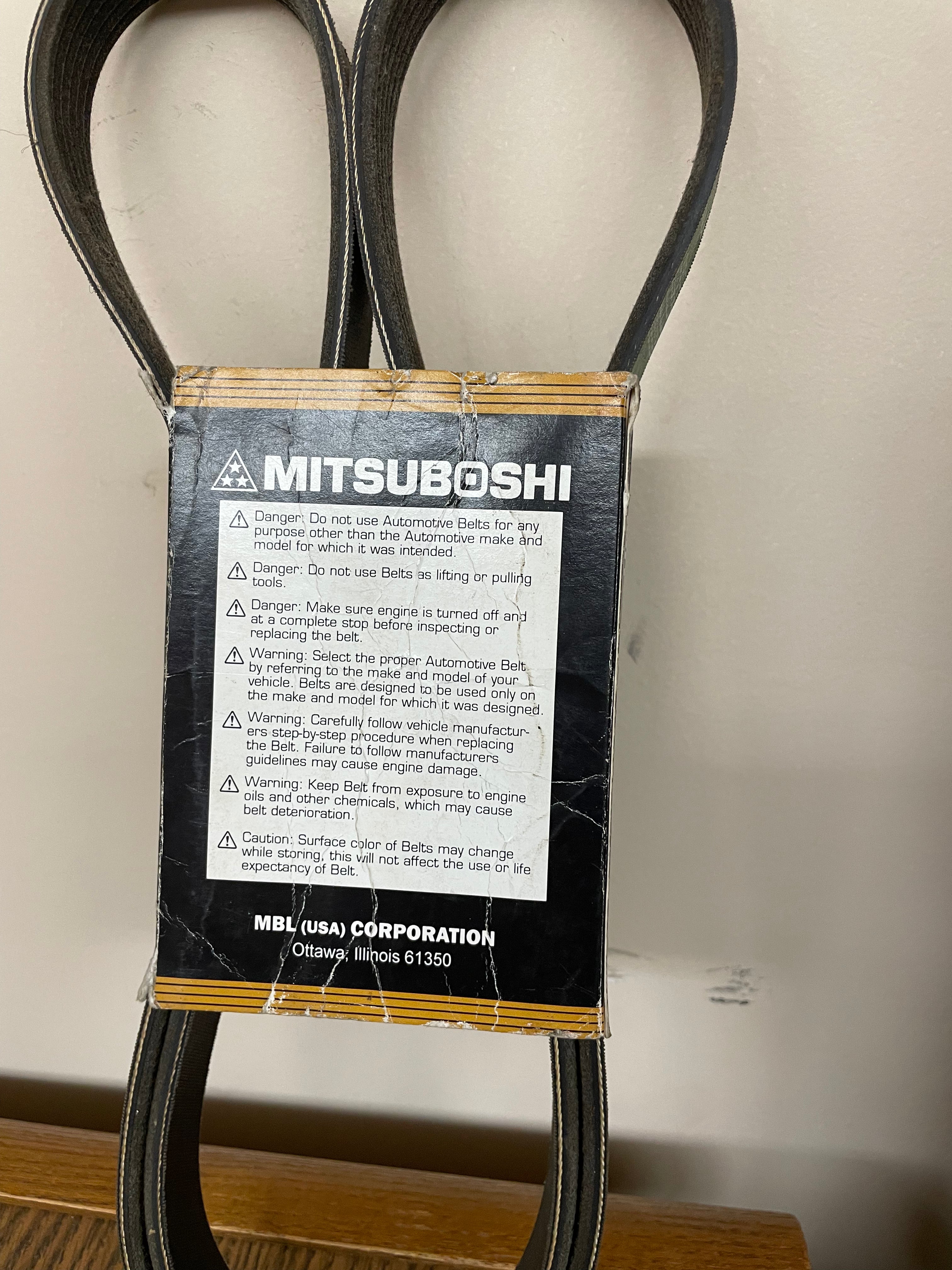 Mitsuboshi 6PK1420 – Serpentine / V‑Rib Automotive Belt (6 ribs, 1420 mm)