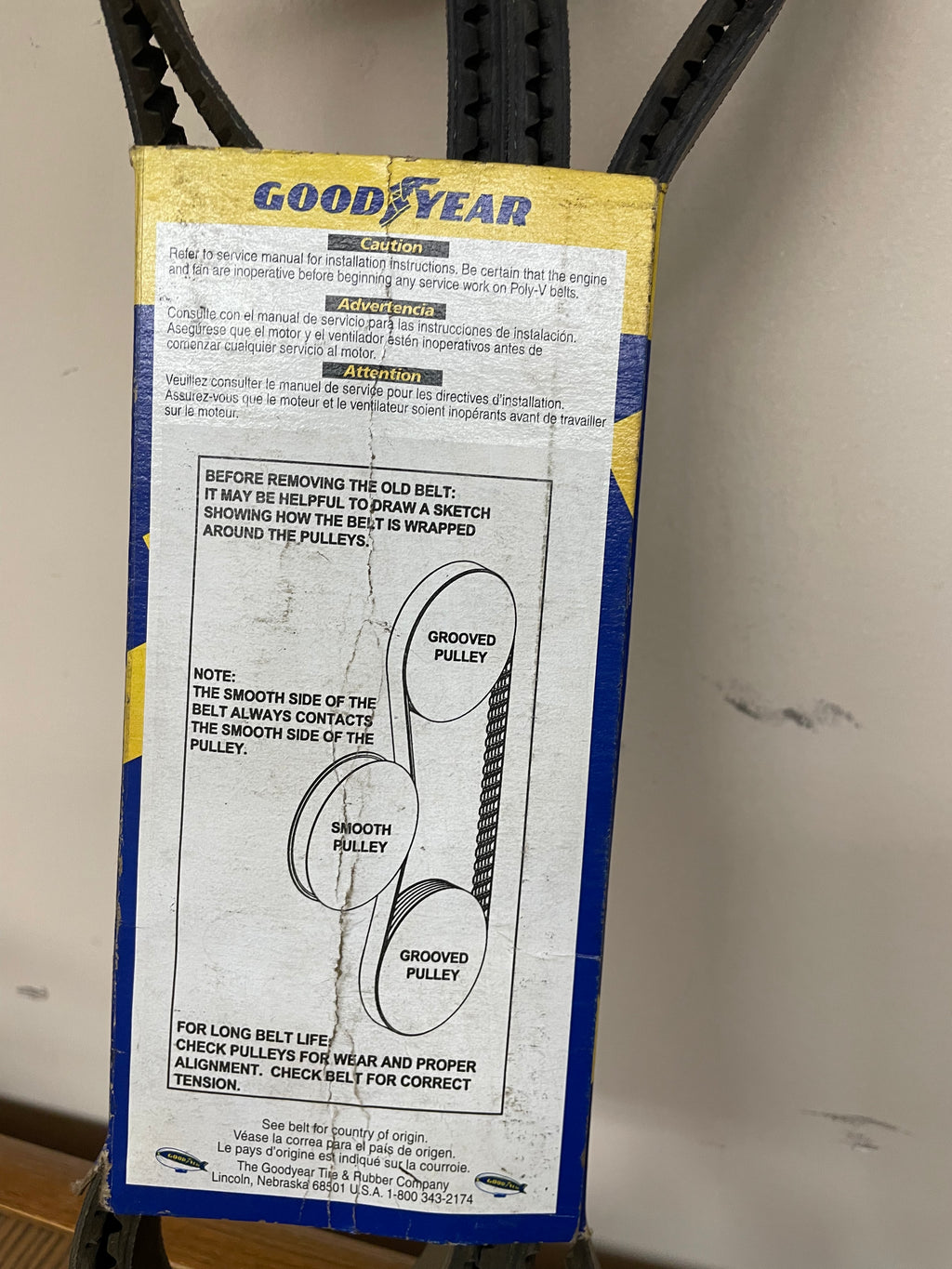 Goodyear Gatorback 6PK2830 – 6-Rib Serpentine Belt (113 in / 2830 mm)
