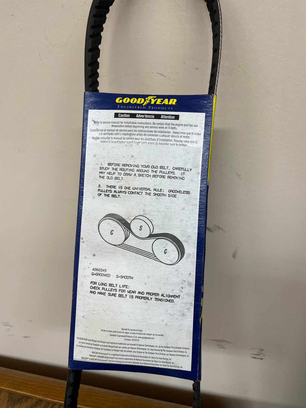 Belt Goodyear gatorback 6PK0875